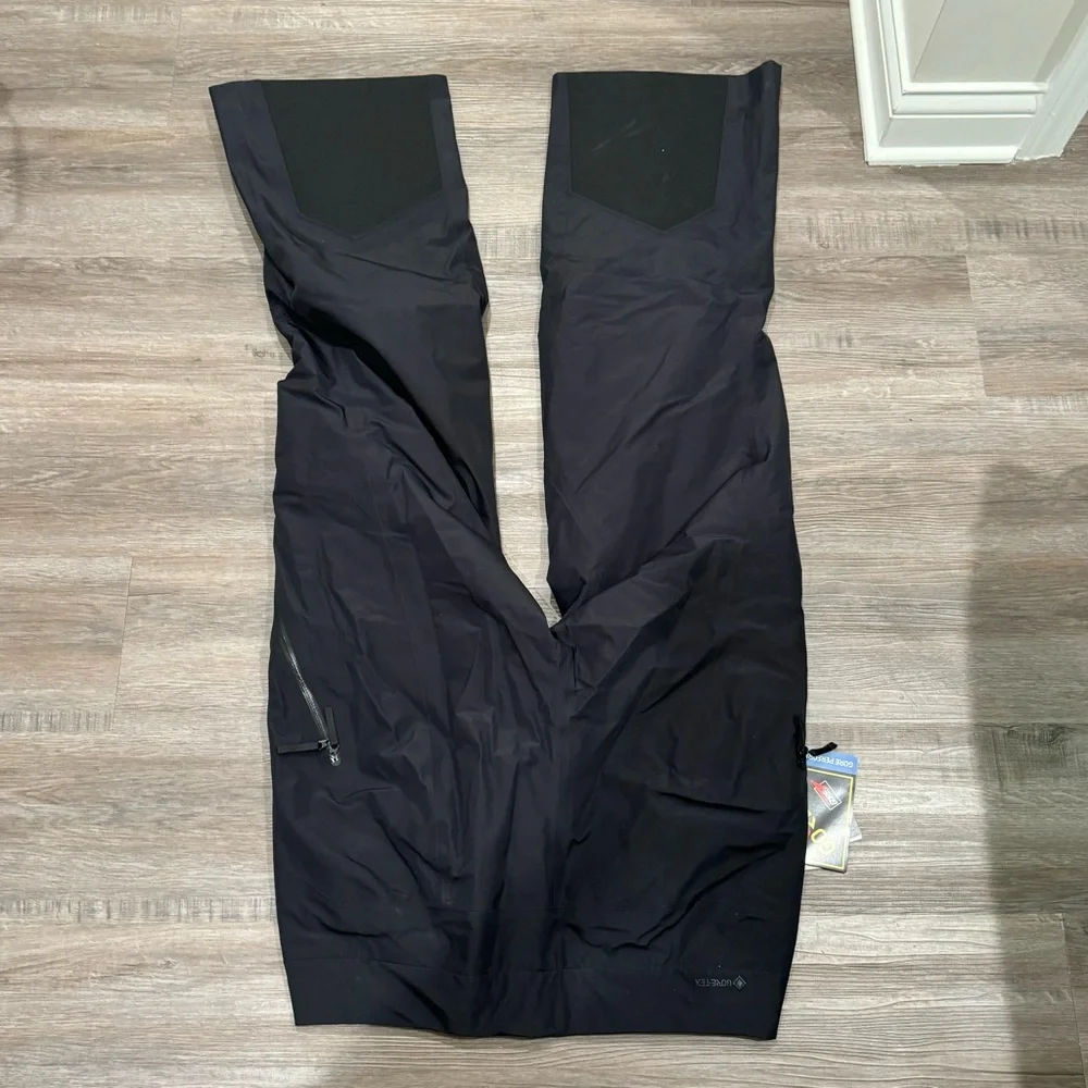 Arcteryx Andessa Ski Snow Pants in Black